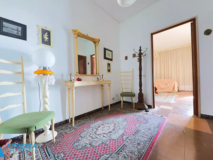 Immagine 22 di Trilocale in vendita  in Piazza Pio X 42 a Taranto