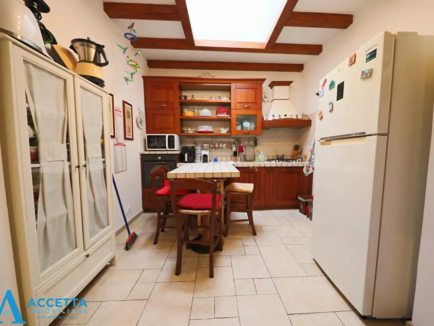 Immagine 5 di Villa in vendita  in Via Razze 11 a Taranto