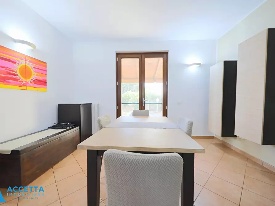 Immagine 14 di Villa in vendita  in Via Delfini 55 a Taranto