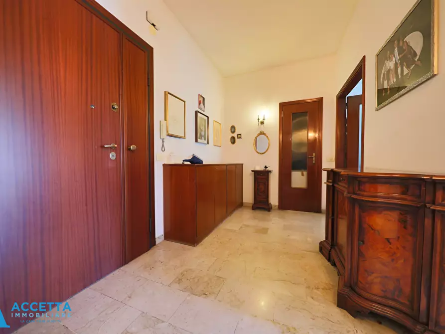 Immagine 3 di Quadrilocale in vendita  in Via Veneto 116 a Taranto