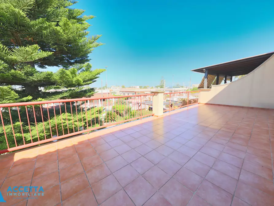 Immagine 22 di Villa in vendita  in Via Torpediniere a Taranto