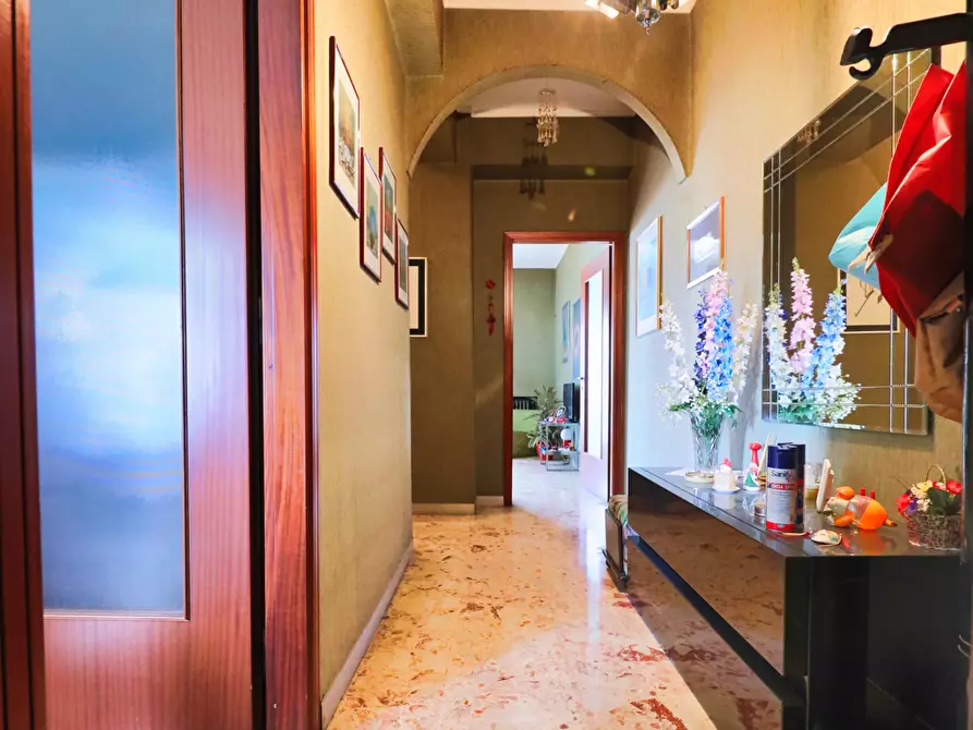 Immagine 3 di Trilocale in vendita  in Via Lago Trasimeno 5 a Taranto