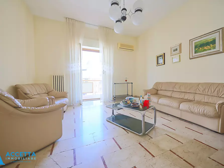 Immagine 7 di Bilocale in vendita  in Via Corsica 15 a Taranto