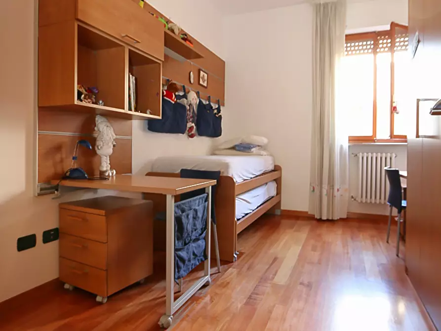 Immagine 14 di Quadrilocale in vendita  in Corso Umberto 69 a Taranto