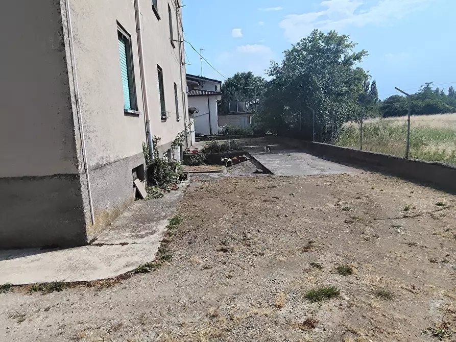 Immagine 38 di Palazzo in vendita  in Strada per ponteriglio 21 a Pontenure