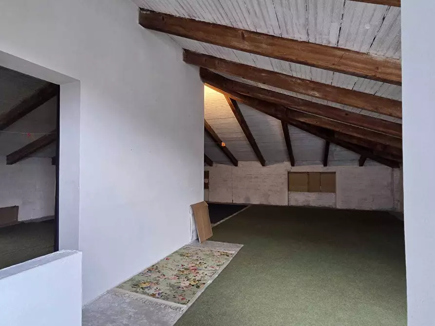Immagine 34 di Villa in vendita  in costa sidoli a Ziano Piacentino