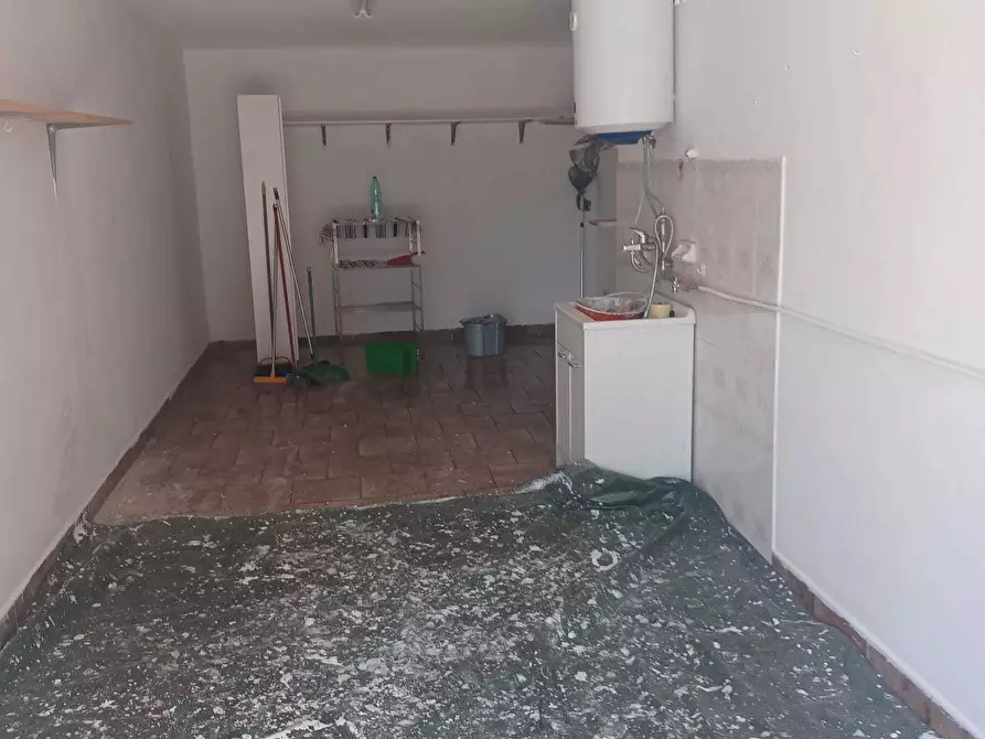 Immagine 15 di Trilocale in vendita  in semi-centrale a Borgonovo Val Tidone