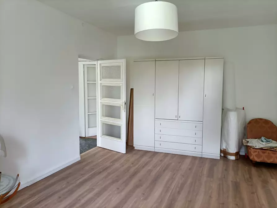 Immagine 6 di Pentalocale in vendita  in Via Strada Nuova 2 a Ziano Piacentino