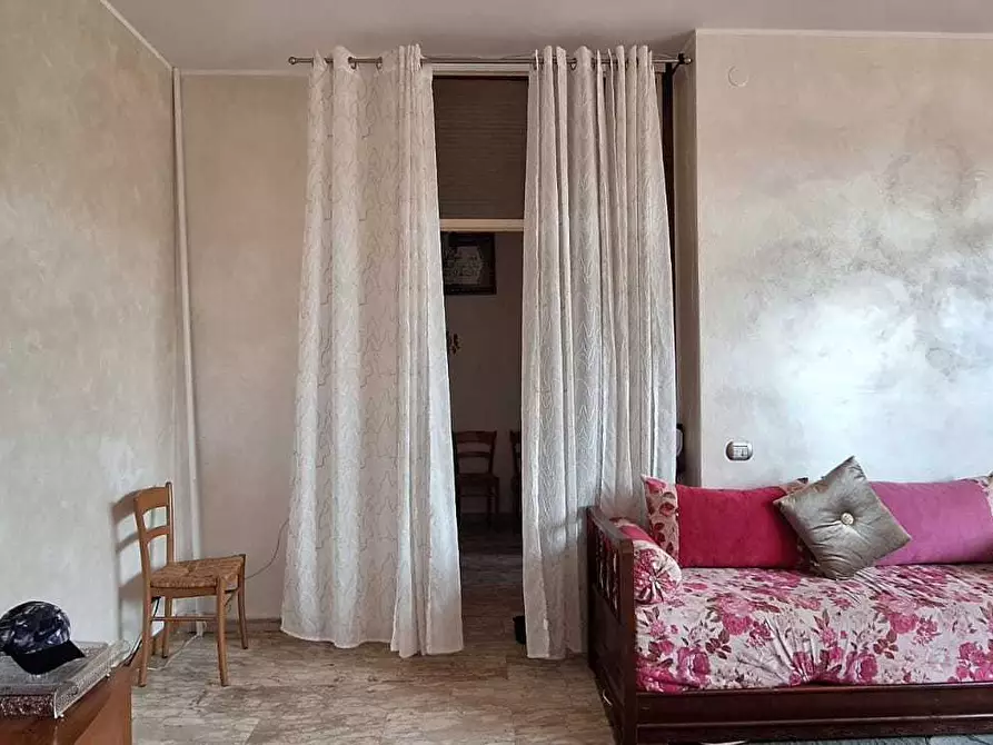 Immagine 14 di Trilocale in vendita  in Via Roma a Pieve Porto Morone