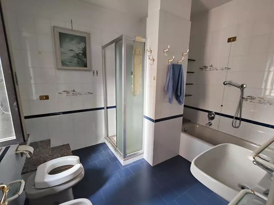 Immagine 20 di Porzione di casa in vendita  in Via San Bartolomeo a Piacenza