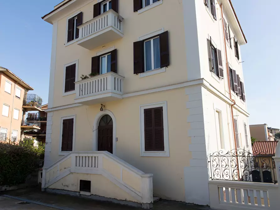 Immagine 22 di Trilocale in vendita  in VIA DEI GONZAGA a Roma