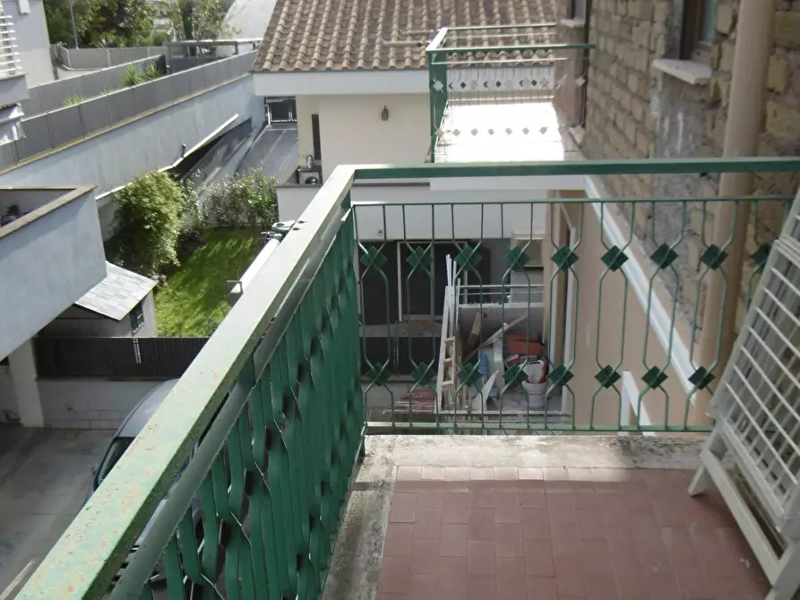 Immagine 6 di Trilocale in vendita  in VIA DEL FOSSO DI BRAVETTA a Roma