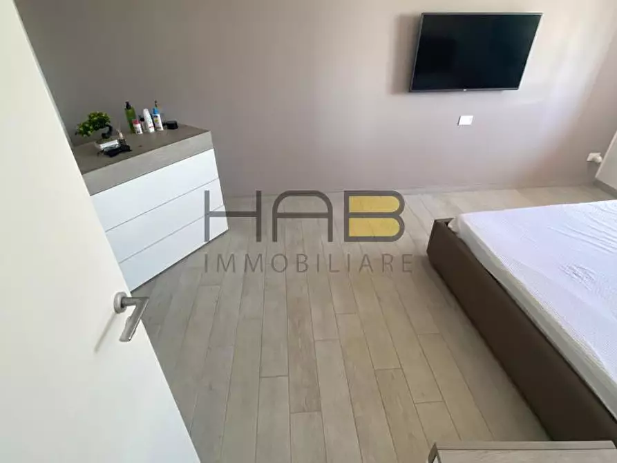 Immagine 5 di Pentalocale in vendita  in Via Bruno Salvatore a Erice