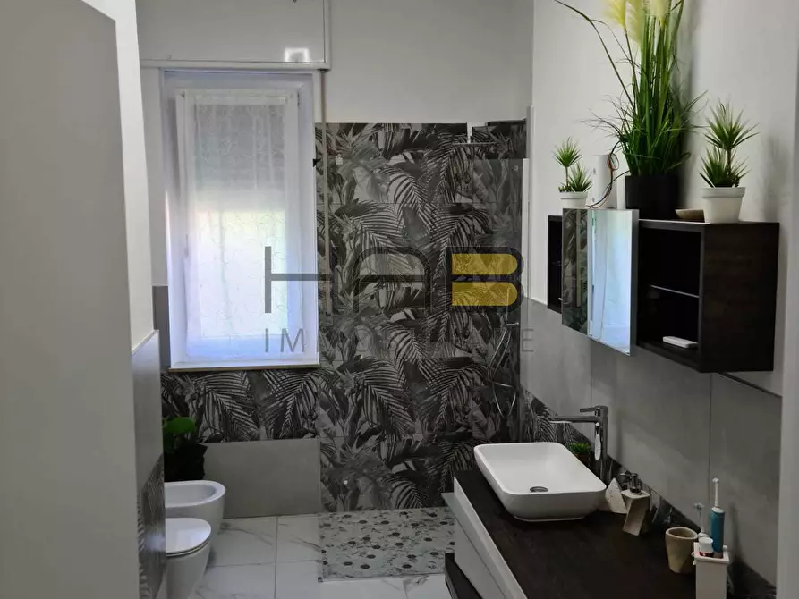 Immagine 7 di Trilocale in vendita  in Viale Piemonte 17 a Busto Arsizio