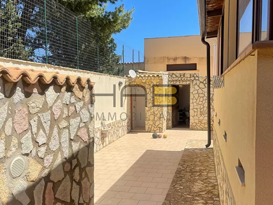 Immagine 6 di Villa in vendita  in Via Eleno a Erice