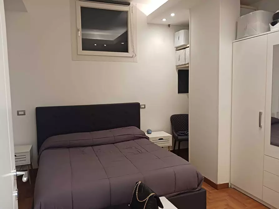 Immagine 14 di Bilocale in vendita  in Via Giuseppe De Caro 52 a Salerno