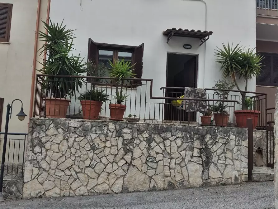 Immagine 2 di Villetta a schiera in vendita  in Via Nazionale a Monteforte Irpino