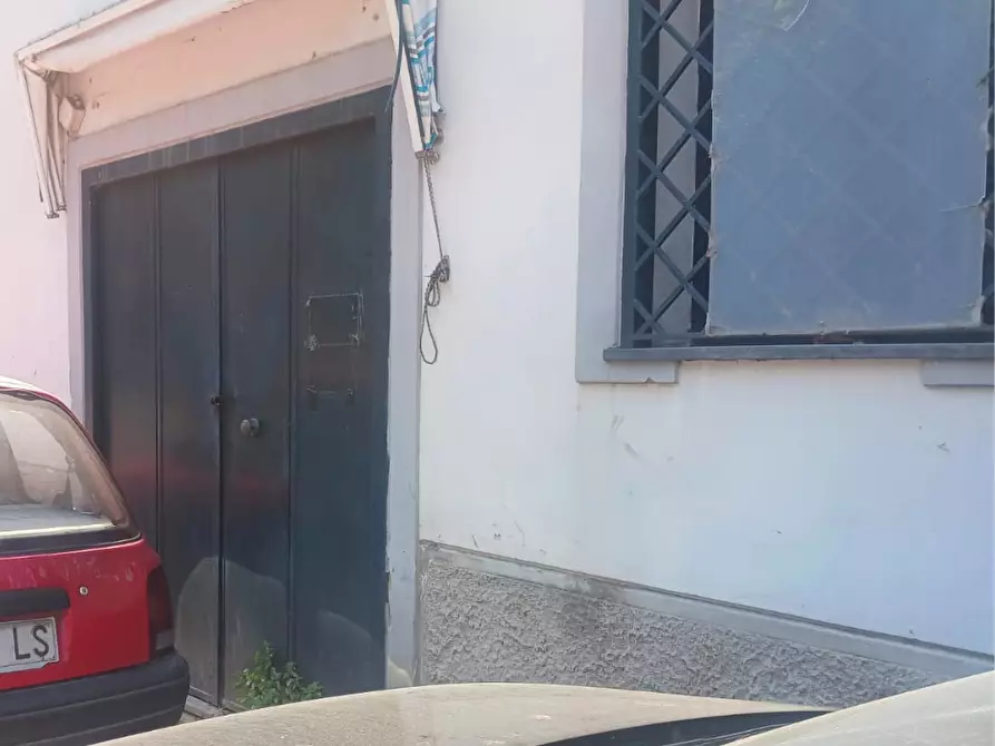 Immagine 6 di Locale commerciale in vendita  in Via Nicola di Marino 37 a Cava De' Tirreni