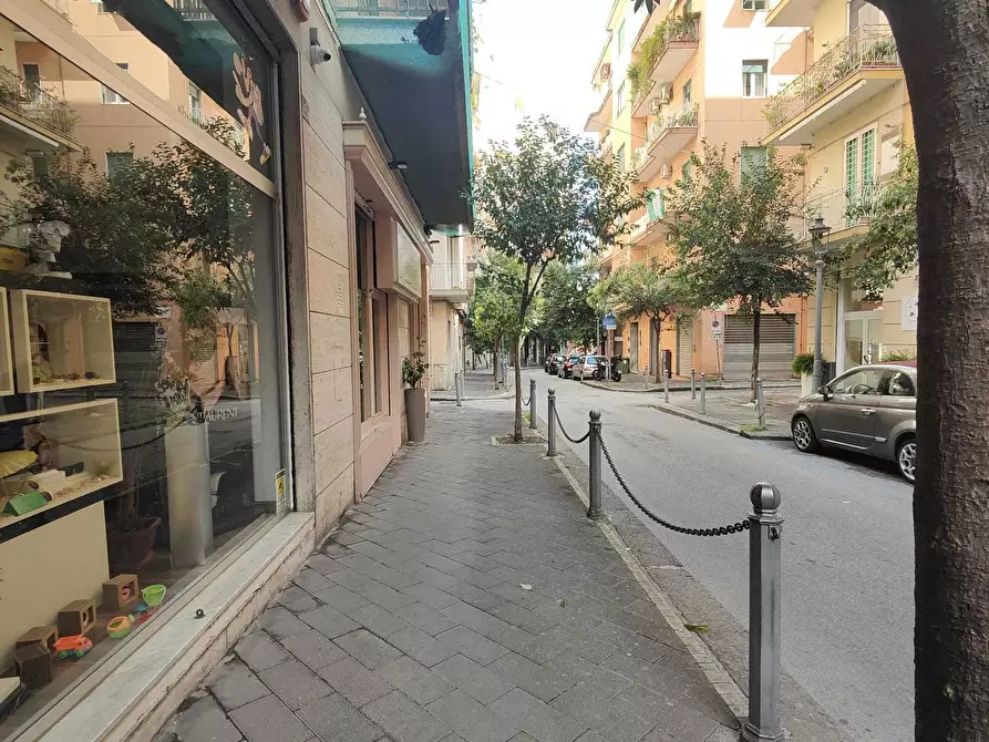Immagine 15 di Quadrilocale in vendita  in Via Francesco Manzo 15 a Salerno