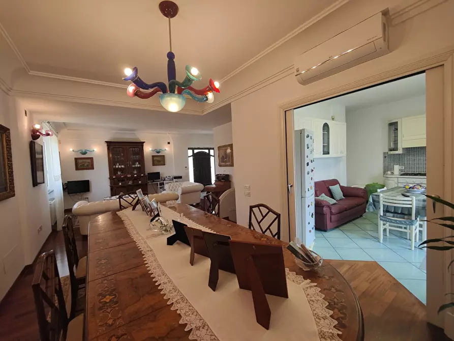 Immagine 16 di Villa in vendita  in Via Casa rocco giovi 11 A a Salerno