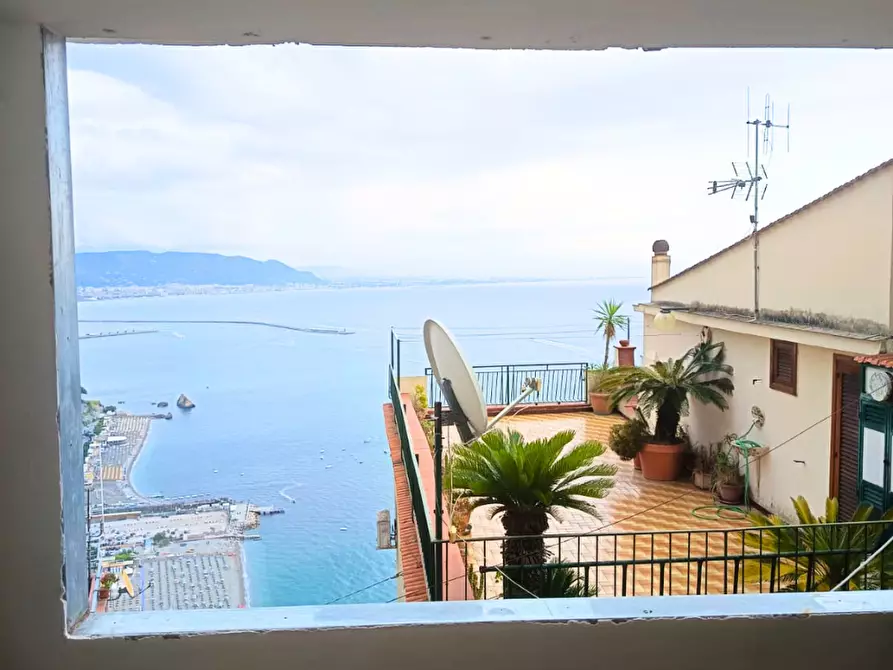 Immagine 4 di Bilocale in vendita  in Via Scavata 16 a Vietri Sul Mare