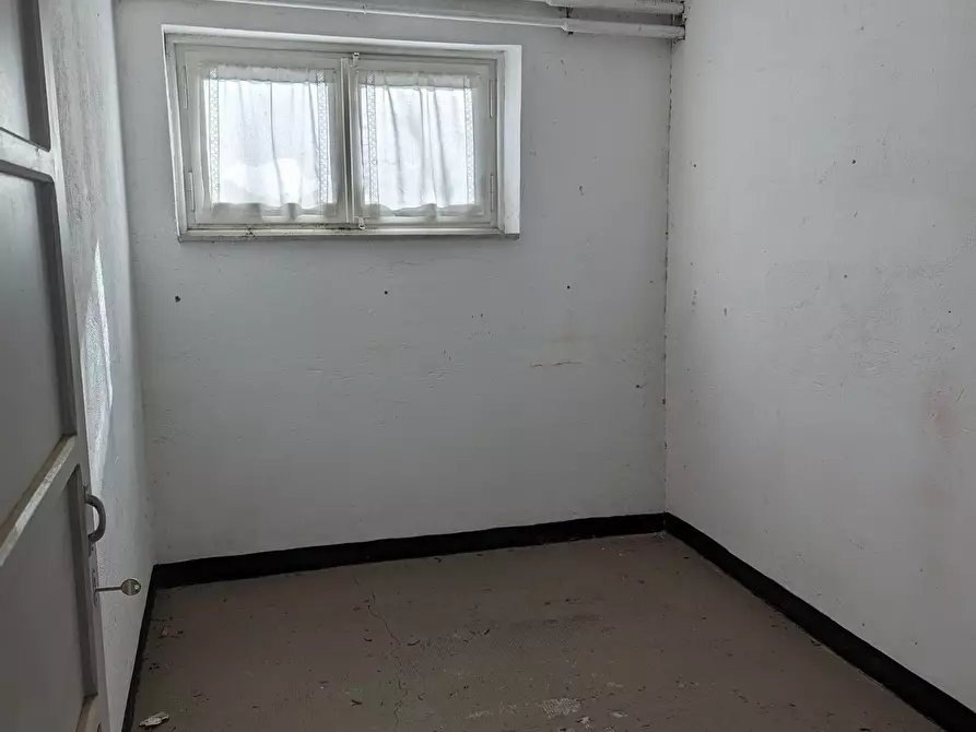 Immagine 8 di Quadrilocale in vendita  in Via Padre Francesco Borghero 33 a Ronco Scrivia