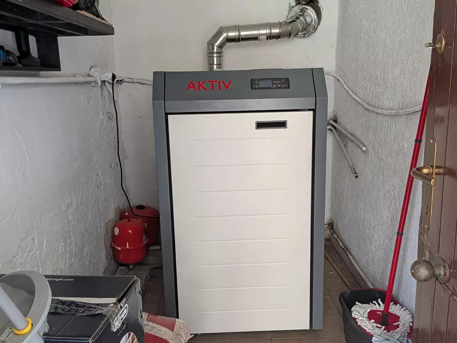 Immagine 35 di Porzione di casa in vendita  a Ceranesi