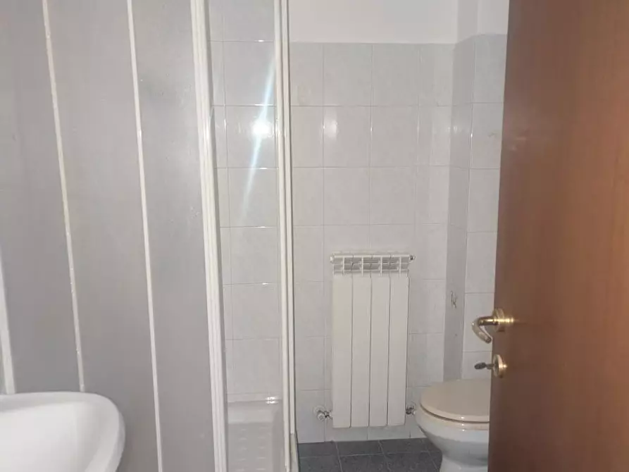 Immagine 18 di Bilocale in vendita  in Via Vittorio Veneto a Busalla