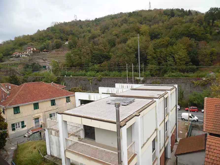 Immagine 40 di Quadrilocale in vendita  in Strada Statale 35 dei Giovi 53 a Mignanego
