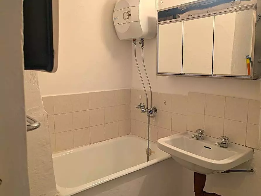 Immagine 18 di Quadrilocale in vendita  in Via Fiume 187 a Mignanego