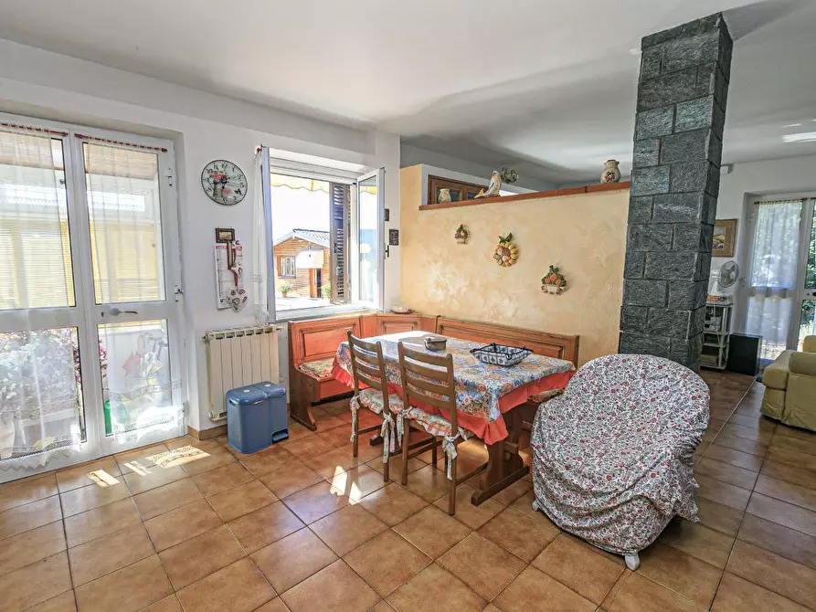 Immagine 5 di Pentalocale in vendita  in Via Costigliolo a Mignanego