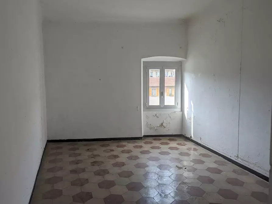 Immagine 6 di Bilocale in vendita  in Via Beata Chiara 18 a Genova