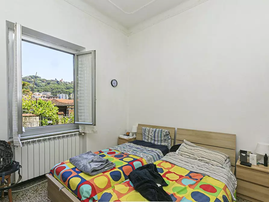 Immagine 31 di Pentalocale in vendita  in Via Val Sugana 9 a Genova
