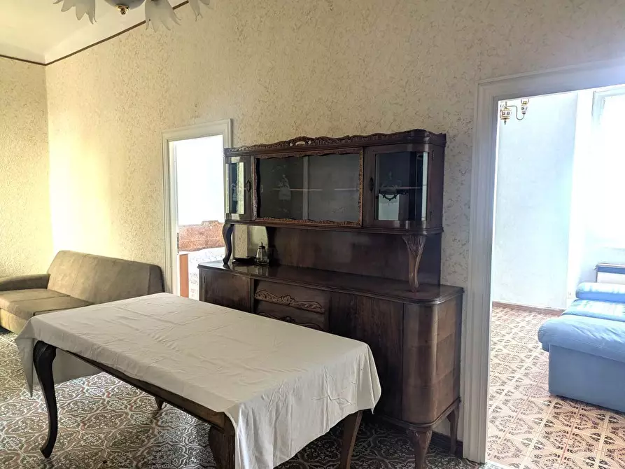 Immagine 4 di Trilocale in vendita  in Via Martiri della Libertà 18 a Campomorone