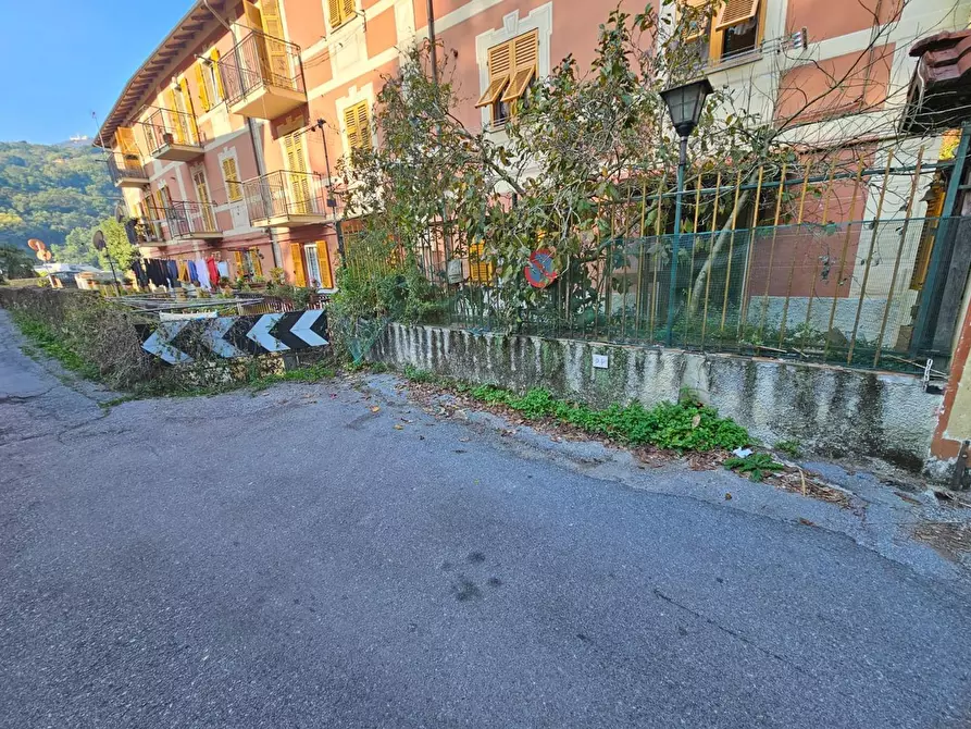 Immagine 30 di Bilocale in vendita  in Via campomorone 93 a Genova