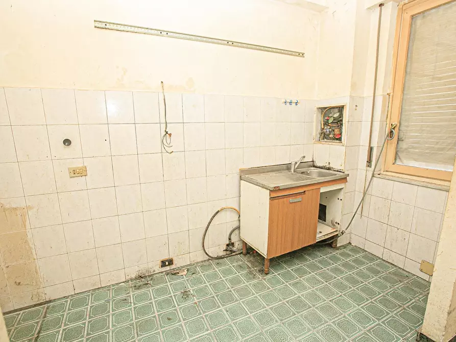 Immagine 8 di Quadrilocale in vendita  in Via G.B. Gaulli 12 A a Genova