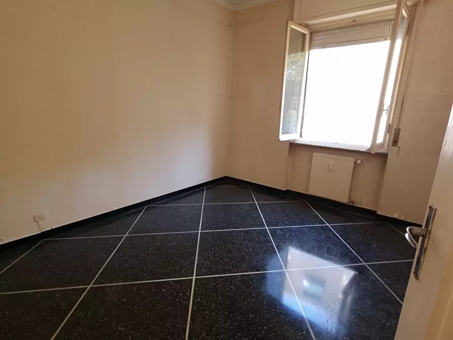 Immagine 30 di Trilocale in vendita  in Salita Serra Riccò 13 a Genova