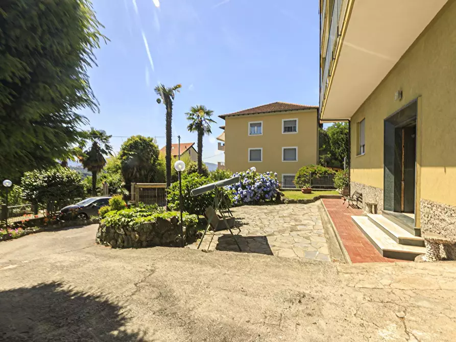 Immagine 59 di Pentalocale in vendita  in Via Primo Cavallieri 55 a Campomorone