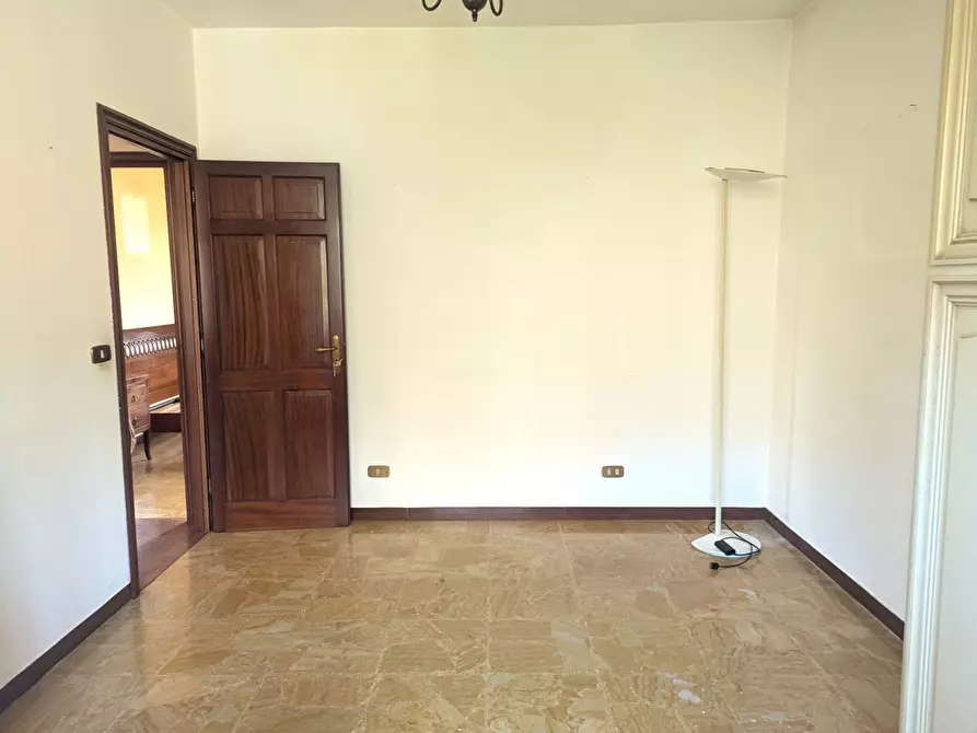 Immagine 16 di Trilocale in vendita  in Via Pratopriore 14 a Casella