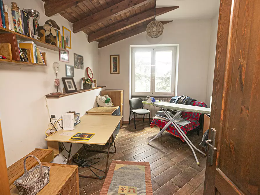 Immagine 25 di Villa in vendita  in Via privata Scanduè 23 a Serra Riccò