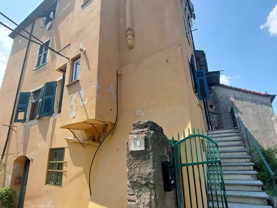 Immagine 29 di Bilocale in vendita  in Via Cremeno 10 a Genova