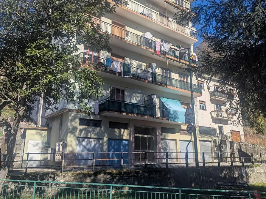 Immagine 1 di Quadrilocale in vendita  in Via Milite Ignoto 11 a Mignanego