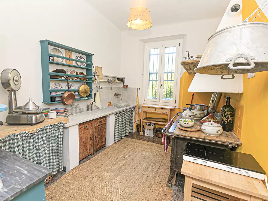 Immagine 2 di Villa in vendita  in Via Monte Carlo 7/2 a Campomorone