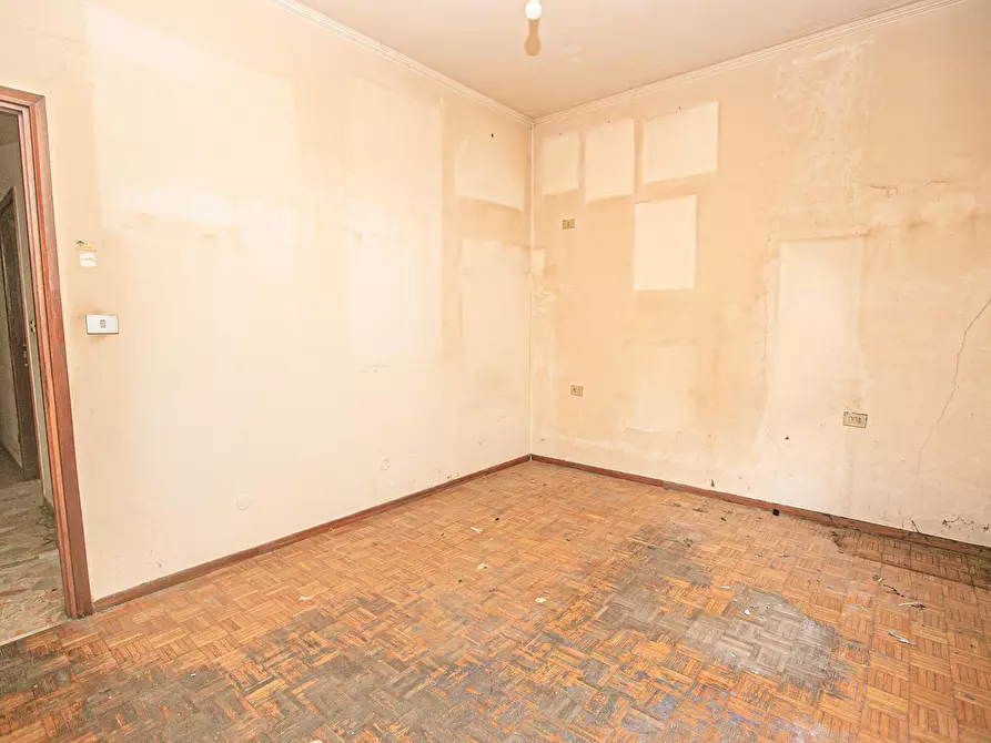 Immagine 24 di Quadrilocale in vendita  in Via G.B. Gaulli 12 A a Genova