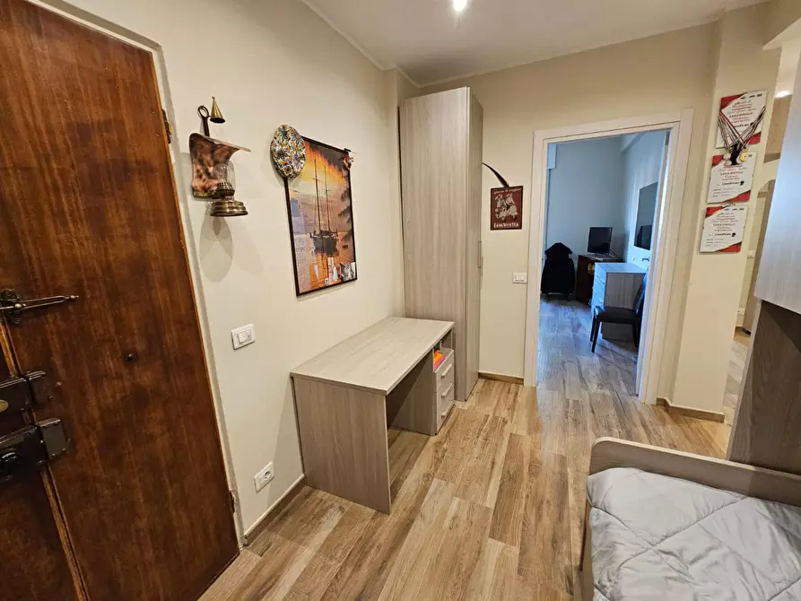 Immagine 4 di Bilocale in vendita  a Genova