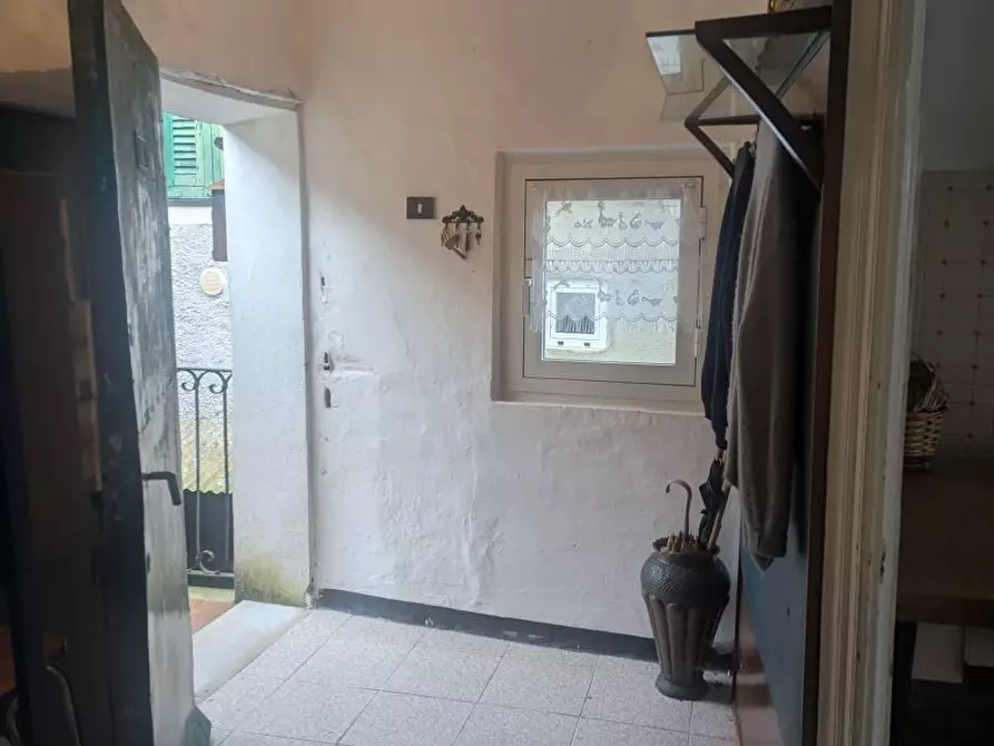 Immagine 20 di Quadrilocale in vendita  in Via Fiume 187 a Mignanego