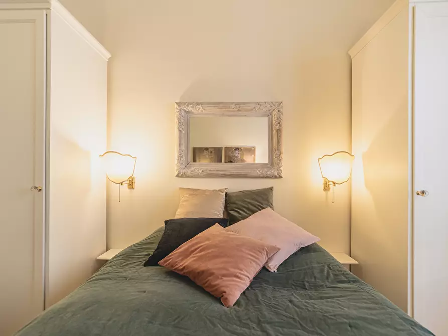 Immagine 11 di Bilocale in vendita  in Viale Nazario Sauro 5 a Siena