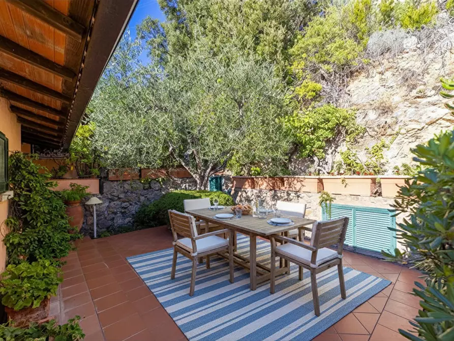 Immagine 3 di Appartamento in vendita  in Cala Piccola snc a Monte Argentario