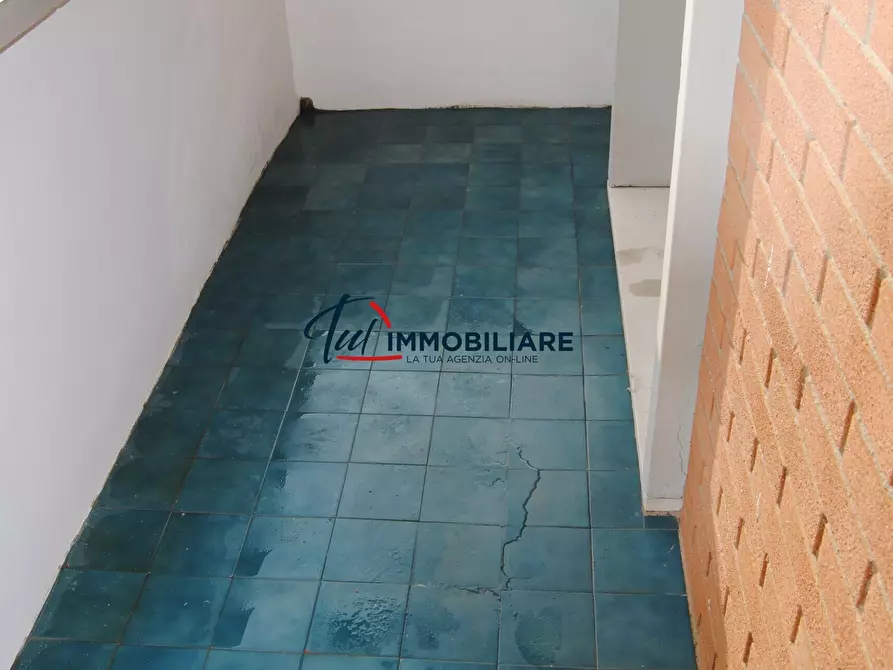 Immagine 25 di Pentalocale in vendita  in Viale Cassa di Risparmio 37 a Livorno