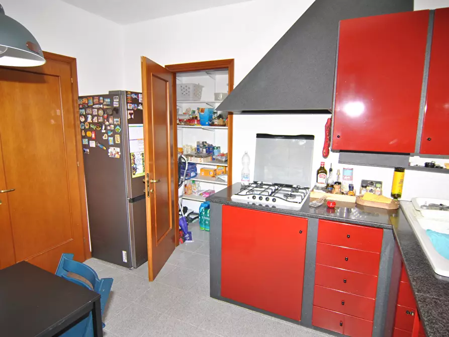 Immagine 12 di Villetta a schiera in affitto  in Via del Pino 18 a Livorno